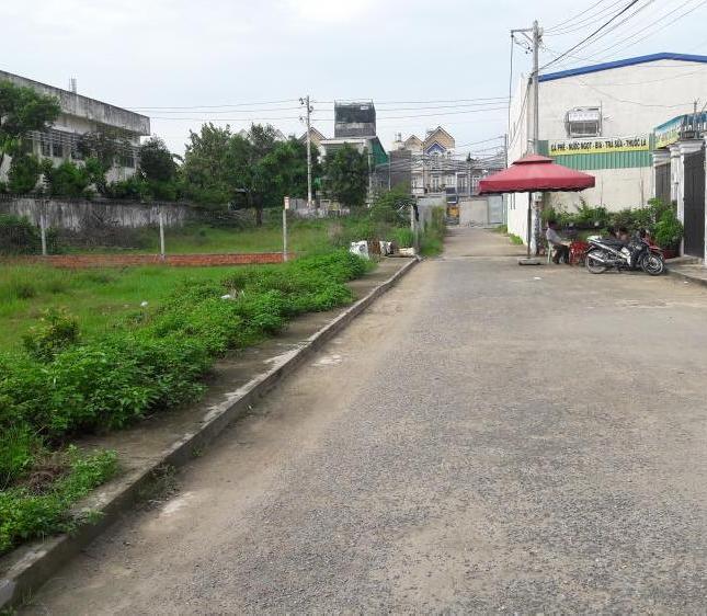 Nhà tôi có việc nên cần bán lô đất đường Trần Văn Mười và Võ Thị Hồi