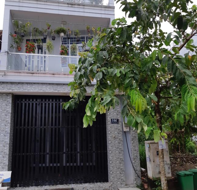 Cần trả nợ ngân hàng nên bán gấp nhà chính chủ đường Lê Văn Việt, quận 9