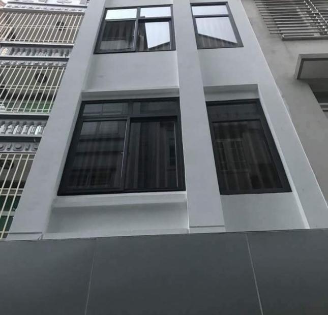 Nhà mặt phố Nguyễn Ngọc Nại, 88 m2, rẻ hơn phân lô, giá 12 tỷ.