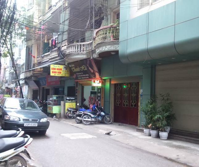 Bán gấp nhà phố Vip gần đường Dương Quảng Hàm, 48m2, 4T, MT 4m, giá 4.1 tỷ