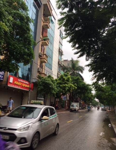 Bán gấp 50m2, 6 tầng mặt phố Vũ Tông Phan , mặt tiền 4.5m, giá 12 tỷ. LH: 0912144125