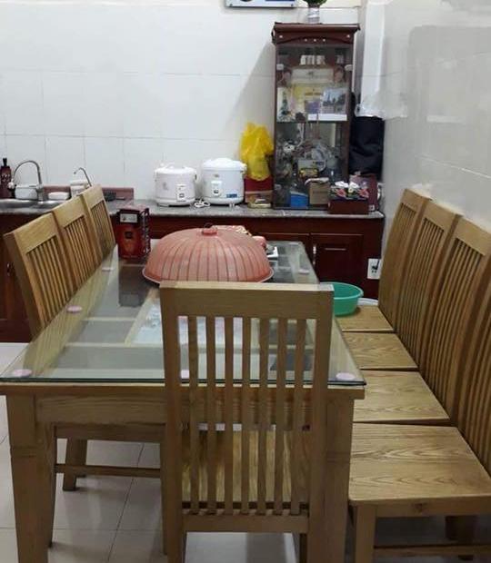 1,7 tỷ, Hai Bà Trưng, 25m2x3 tầng ở ngay, cách phố vài bước đi bộ