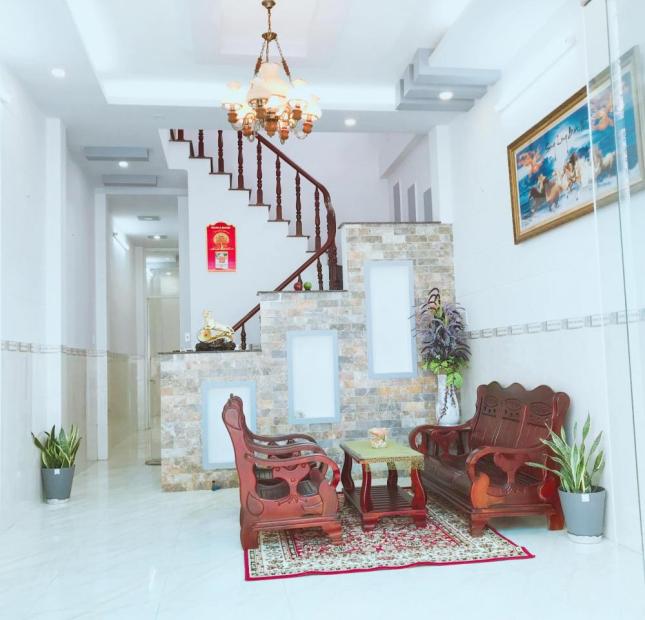 Nhà cực đẹp hẻm 11 - Nguyễn Văn Linh - Giá chỉ 1,499 tỷ (cạnh sau bệnh viện BKTW)