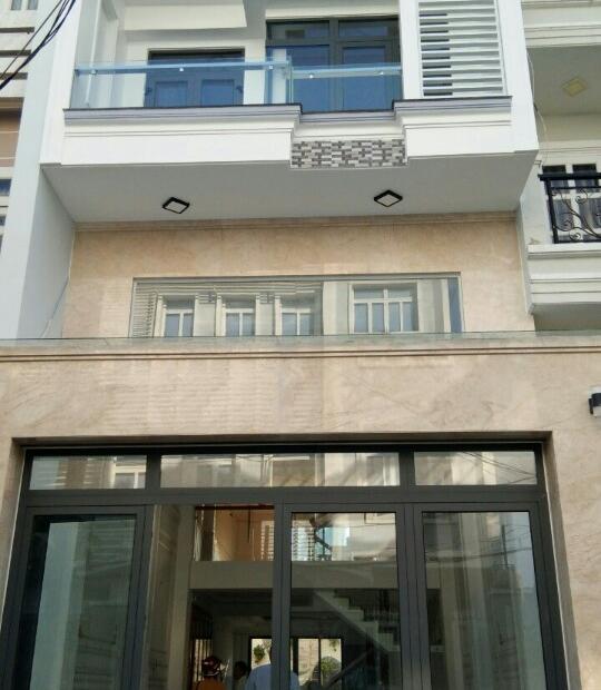 Cần bán nhanh nhà mới đẹp, 4 tầng, ST chuồng cu, khu DC Nam Long Phú Thuận, DT 5x22m. Giá 9.7 tỷ