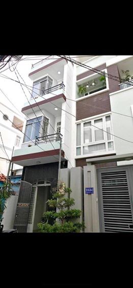 Cần bán nhà mặt tiền An Dương Vương, P.4, Q.5, DT: 4x25m, 1 trệt, 1 lầu