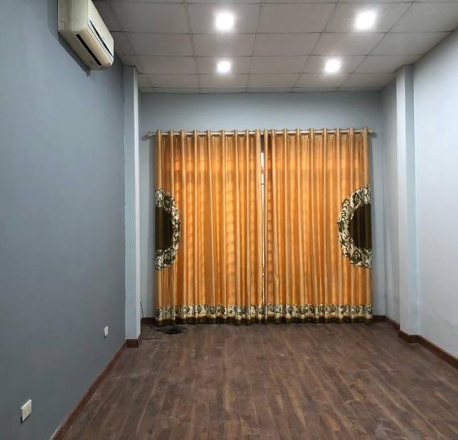 Chính chủ bán nhà đẹp Nguyễn Trãi, Thanh Xuân 50m2 x 3 tầng, MT 3.8m, 3.5 tỷ