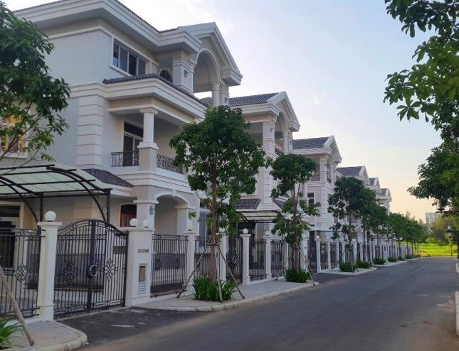 Cần bán biệt thự vip Nam Viên, Phú Mỹ Hưng, 126m2, nhà mới, giá 18.5 tỷ, LH 0942 443 499