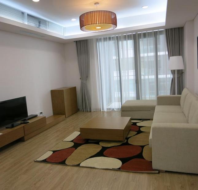 Chính chủ cần cho thuê căn hộ 57 Láng Hạ, DT 126m2, 2 phòng ngủ, full đồ, giá 15 tr/th. 