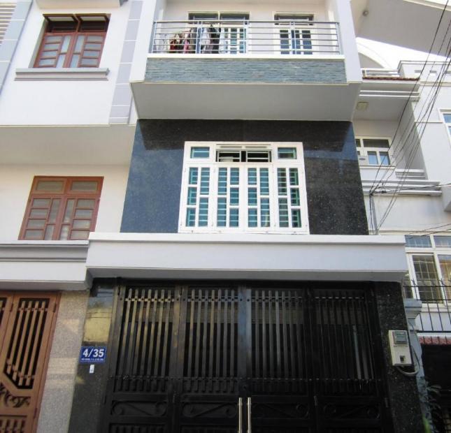 Bán gấp nhà mặt phố hẻm 341 Lạc Long Quân, P5, Q11, 1 trệt 1 lầu