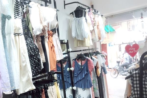 Sang nhượng cửa hàng quần áo, số 48 Ao Sen, Mỗ Lao, Q. Hà Đông, Hà Nội