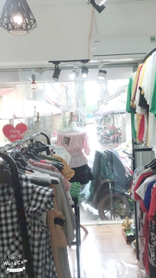 Sang nhượng cửa hàng quần áo, số 48 Ao Sen, Mỗ Lao, Q. Hà Đông, Hà Nội