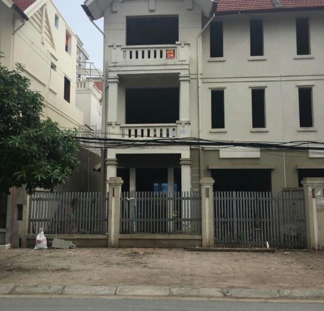 Cần cho thuê lâu dài căn biệt thự mặt đường Trung Văn, Hà Nội