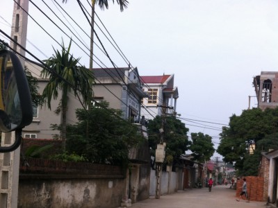 Bán đất sổ đỏ chính chủ, diện tích 105 m2 phố Chùa Thông, Sơn Tây