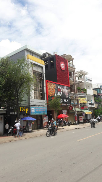 Cho thuê nhà góc MT 68 đường D2, Phường 25, quận Bình Thạnh