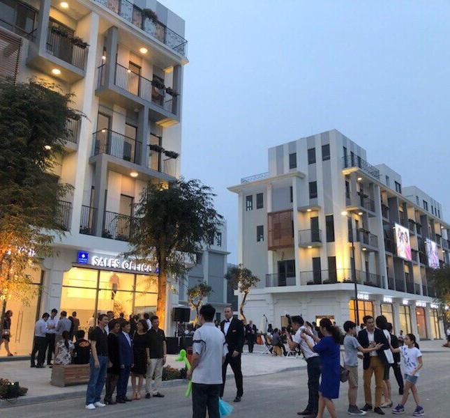 Bán biệt thự, liền kề, shophouse The Manor Central Park của Bitexco đường Nguyễn Xiển, chỉ 15 tỷ