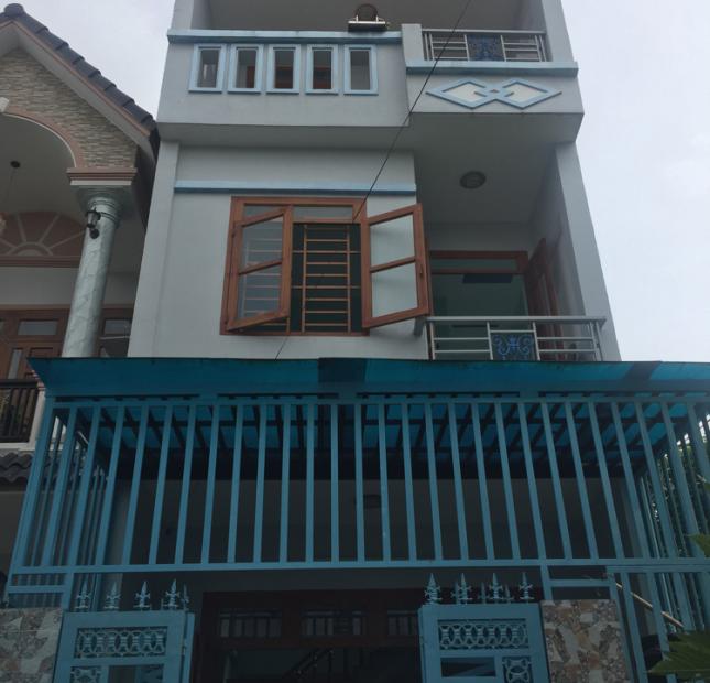 Bán nhà 1 trệt 2 lầu hẻm 161 Trương Công Định, hướng Đông Nam.