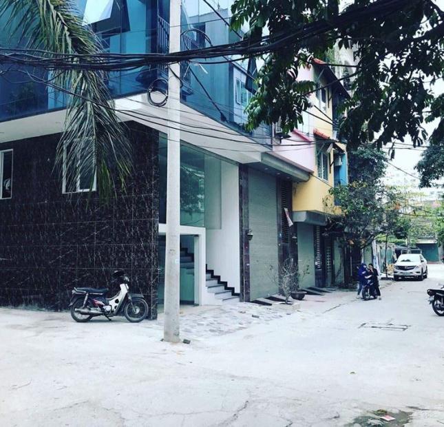 Cần bán tòa nhà văn phòng Nguyễn Xiển, Thanh Trì, Hà Nội