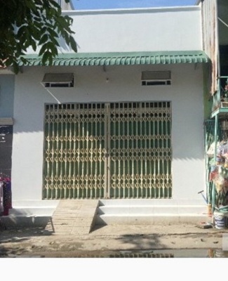 Bán nhà mặt tiền đối diện chợ Phú Thuận, Quận 7. DT: 5x12m(CN 60m2), giá 4.65 tỷ TL