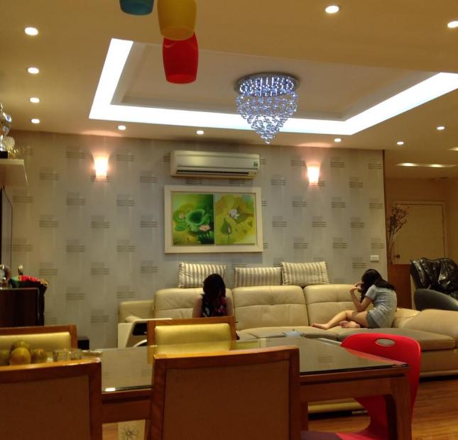 Cần bán gấp CHCC 125D Minh Khai, 3PN, full nội thất