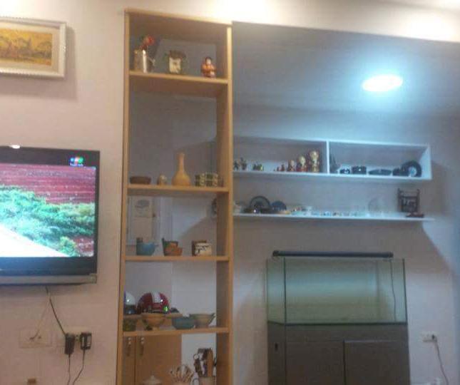 Cần bán căn hộ tập thể Khí Tượng Thủy Văn, tầng 2, ngõ 62 Nguyễn Chí Thanh, 60m2, giá 1.99 tỷ