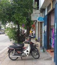 Cho thuê nhà mặt phố Nguyễn Văn Huyên, KD sầm uất