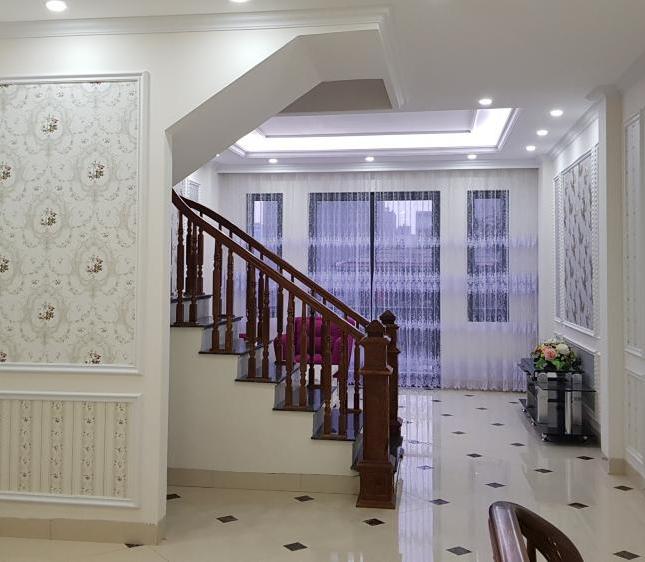 Bán nhà LK(55m2-5 tầng)sát tòa Victoria-Văn Phú(kinh doanh tốt)full nội thất . Giá 5,8 tỷ0986498350.