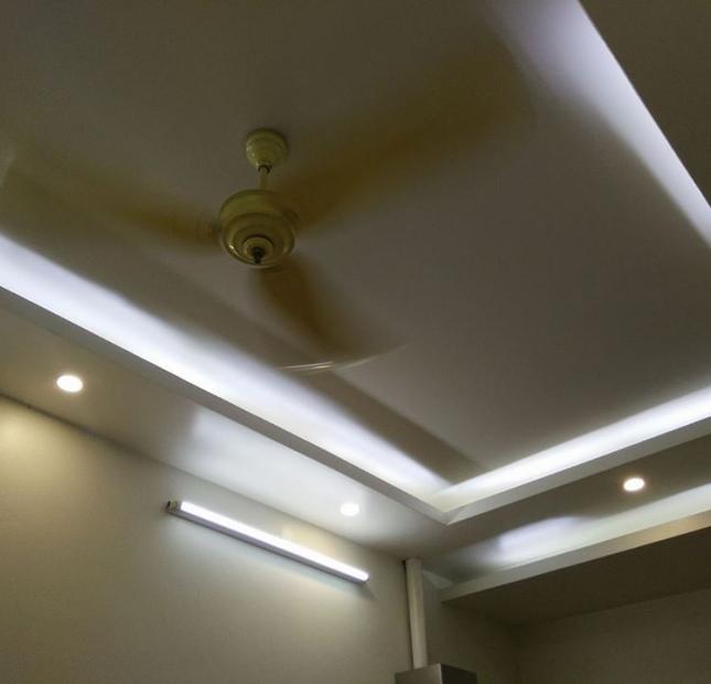 Bán nhà riêng Khương Trung, gần 50m2, 4 tầng, giá 3.6 tỷ 