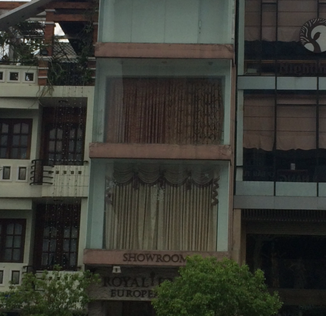 Cần bán khách sạn 6 lầu, thang máy, đường Cao Đạt, P1, Quận 5. DT: 4.5x18.5m, giá 19.8tỷ