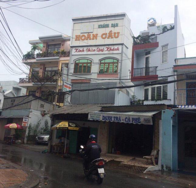Bán khách sạn Hoàng Cầu đường Bà Huyện Thanh Quan, sau lưng Vincom Hùng Vương