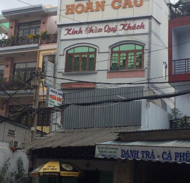 Bán khách sạn Hoàng Cầu đường Bà Huyện Thanh Quan, sau lưng Vincom Hùng Vương