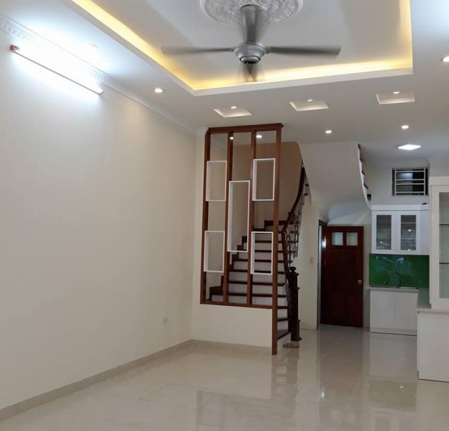 Hiếm 2,5 tỷ có ngay nhà 5 tầng, 38m2, Phú Đô, Châu Văn Liêm, Lê Quang Đạo, mới tinh, siêu đẹp