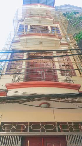 Bán nhà lô góc khu vực Ô Chợ Dừa, 43m, 3 tầng, MT 4,3m, giá hơn 3 tỷ