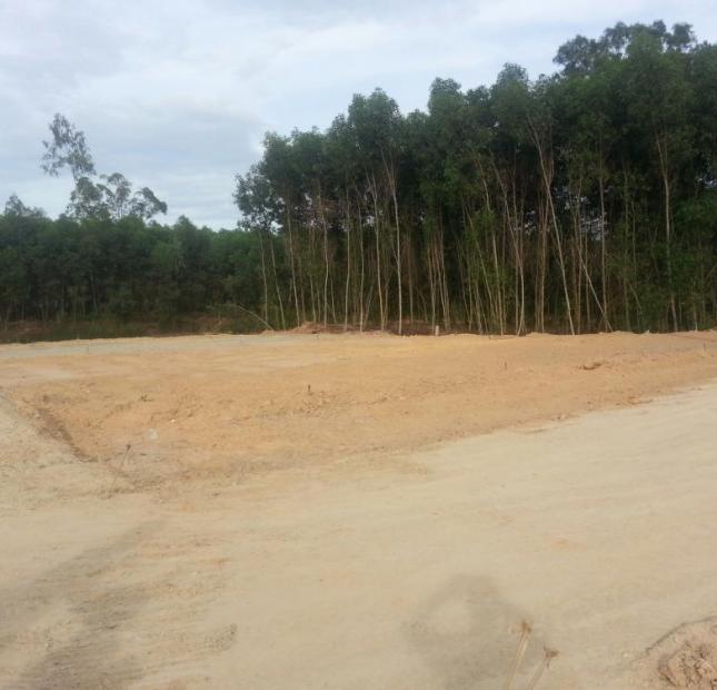 Bán đất giá rẻ, đất sạch, đất chính chủ có sổ đỏ, tại gần khu CN Phú Bài, Huế, LH: 01698944925
