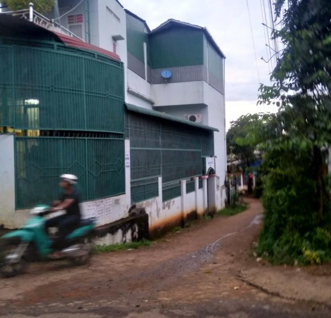 Bán nhà mặt phố tại đường Săm Brăm, Buôn Ma Thuột, Đắk Lắk, diện tích 140m2, giá 2.75 tỷ