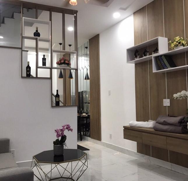 Bán nhà đẹp 1 trệt 3 lầu có sân xe hơi Tô Ngọc Vân Q12, SHR