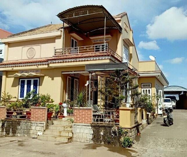 Bán Nhà Hẻm Xe Hơi Đường Nguyễn Bỉnh Khiêm, Quận 1 giá chỉ 21 tỷ. 