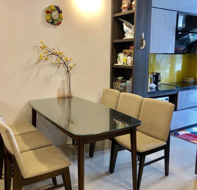 Cho thuê căn hộ cao cấp tại Vinhomes Nguyễn Chí Thanh, 111m2, 3PN, đủ đồ, giá 30 tr/th