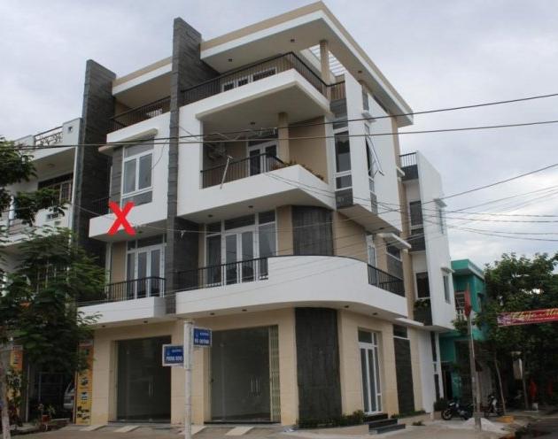 Bán nhà mặt tiền đường gần ngã 3 Đồng Nai - Bắc Hải, 3 lầu + ST, giá chỉ 11 tỷ.