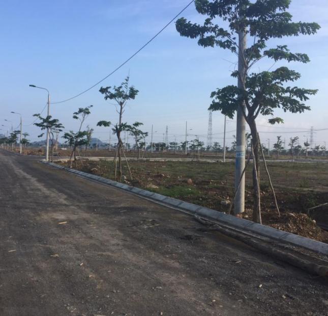 Chính chủ cần bán nhanh lô đất đường Nguyễn Lâm - Điện Bàn -  giá chỉ 645 triệu