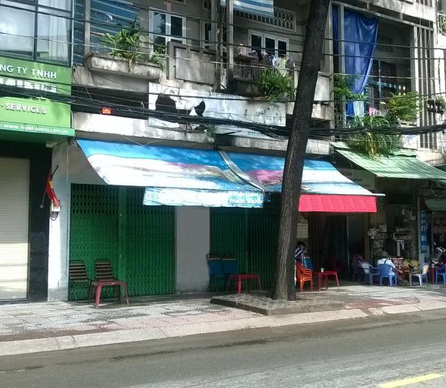 Bán gấp nhà ngay đường Hai Bà Trưng đối diện chợ Tân Định, Phường 8, Quận 3. 