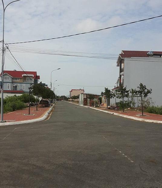 Bấn đất rẻ ngay trung tâm  phú mỹ  giá chỉ 350 triệu có thương lượng ngay QL51 đi vào tàm 700m thuộc phường Phước Hòa