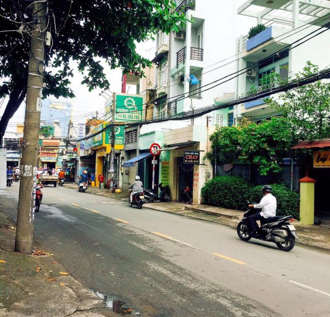 Bán nhà 1 lầu đường số Lý Phục Man Phường Bình Thuận Quận 7