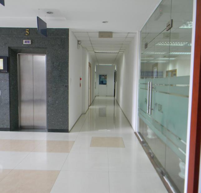 Cho thuê văn phòng tại Hoàng Ngân - Nguyễn Thị Định, diện tích 150 m2, thông sàn giá 30 triệu/tháng