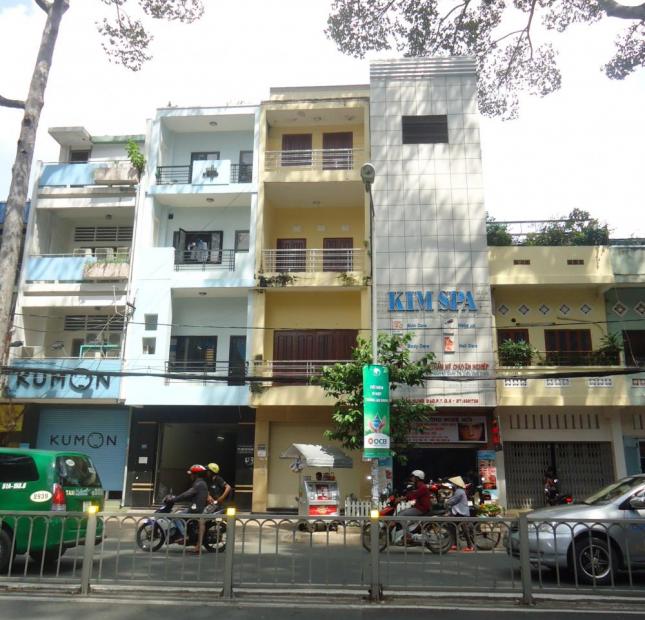 Bán nhà mặt phố đường Nguyễn Chí Thanh, P9, Quận 5. DT 4mx22m, 4 lầu đẹp, full nội thất cao cấp