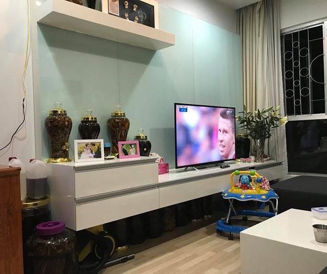 Bán gấp căn hộ lầu 8 khu Ruby dự án Celadon Tân Phú, bán Full nội thất đẹp như hình LH: 0979397902