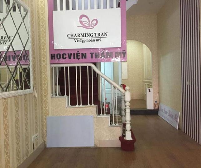 Cho thuê nhà mặt phố Trần Quang Diệu, Đống Đa, DT 32m2, 4 tầng. Giá 25 triệu/tháng