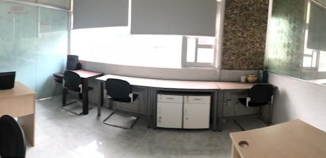 Văn phòng full nội thất thiết bị văn phòng và tiện ích bổ sung 19m2 giá 6tr/tháng Q BThanh