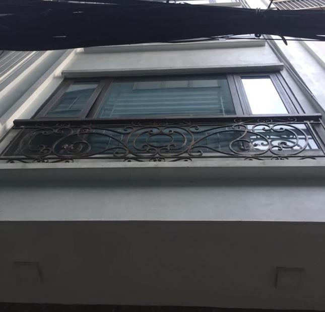 Bán nhà ngõ 45, Võ Chí Công, DT 44m2, 5.5 tầng, giá 5,9 tỷ, nhà mới ở ngay