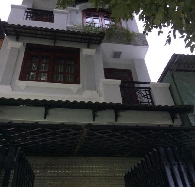 Bán nhà đẹp, sang trọng đường Trần Mai Ninh, DT: 4,1x20m, nhà 3 tầng, giá cực rẻ