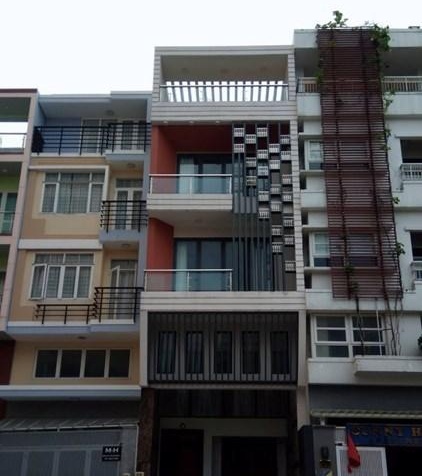 Bán nhà góc 2 mặt tiền hẻm 150 đường Nguyễn Trãi, phường Bến Thành, Quận 1